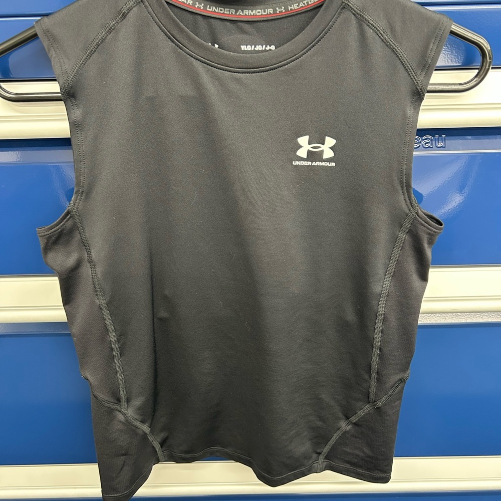Under Armour Black Sleeveless boys Top